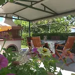 The Pergola Cottage...feel The Local Vibes! 度假居 *
