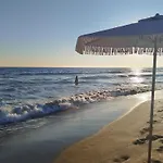 度假居 The Pergola Cottage...feel The Local Vibes! Perivólion