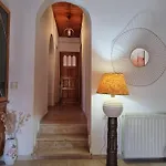 The Pergola Cottage...feel The Local Vibes!