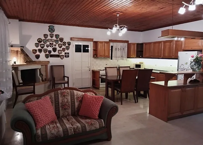 The Pergola Cottage...feel The Local Vibes! Tatil Evi *