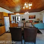 The Pergola Cottage...feel The Local Vibes! * Периволион